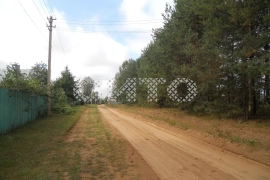 Недвижимость Земельные участки / Продам участок в деревне Клопузово участок №14. Кадастровый номер 35:22:0203016:351. Собственность 14 соток. Участок в самой деревне, полностью разработан, очень плодородная земля.  Подъезд круглый год. До воды 150 метров.
