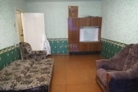 Недвижимость Квартиры / 1-к квартира, 40 м², 3/5 эт.