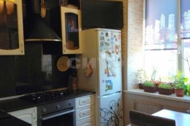 Недвижимость Квартиры / 2-к квартира, 56 м², 3/5 эт.