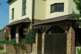 Недвижимость Дома, дачи, коттеджи / Дом 300 м² на участке 4 сот.