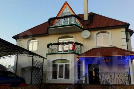 3-этажный дом, 448 м²