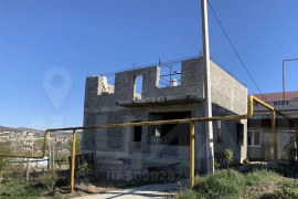 3-этажный дом, 160 м²
